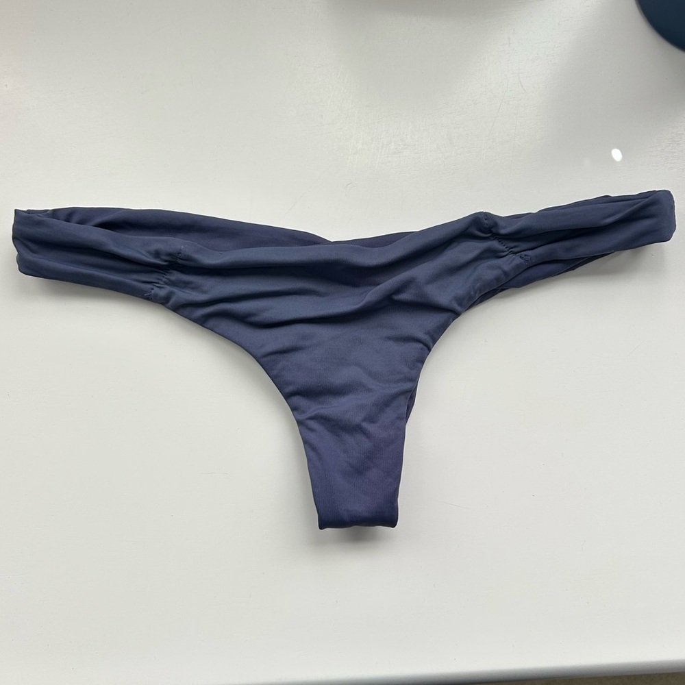 Frankie's bikini bottoms in indigo size XS
